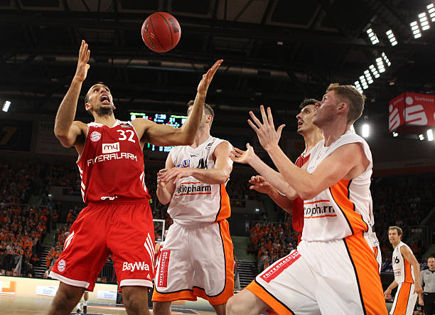 西甲球员工 西甲球员工