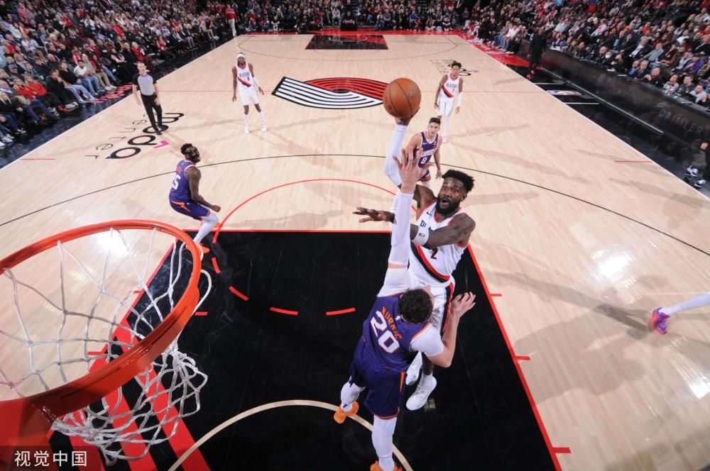 禁区外的远 禁区外的远