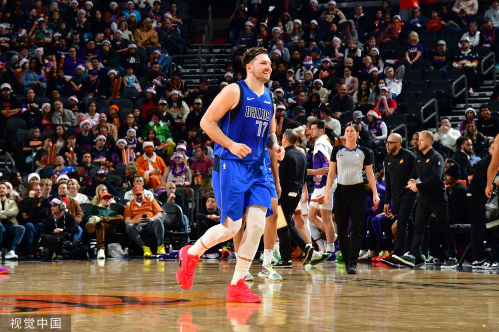 迅速赢得了 迅速赢得了