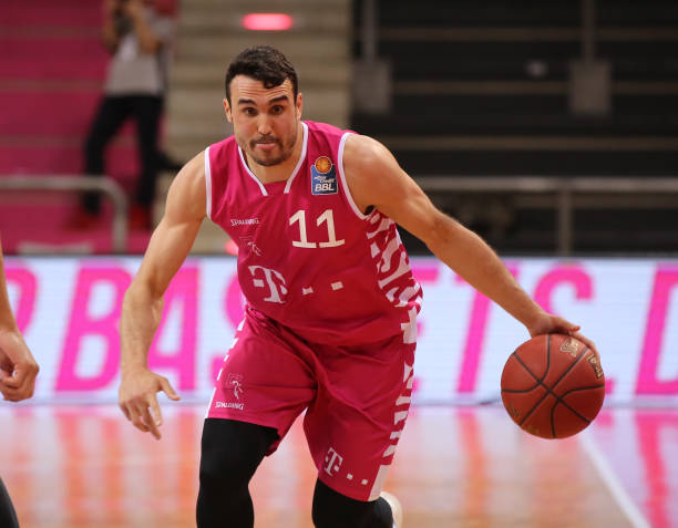 十足的跑位 十足的跑位