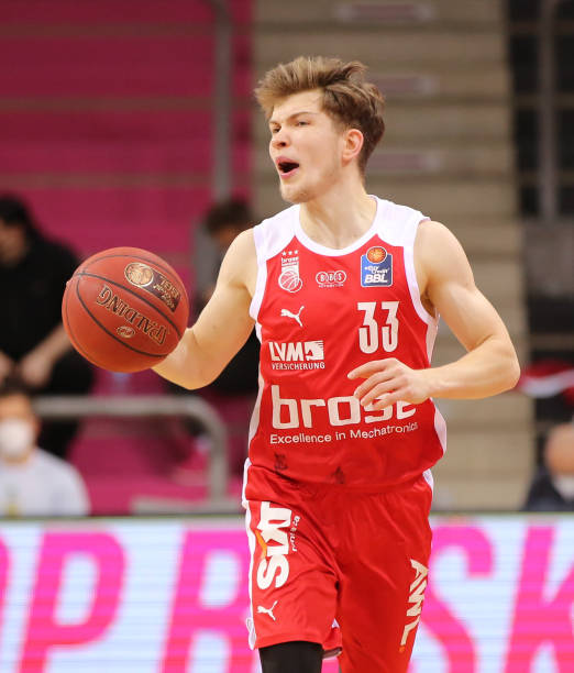 库雷利亚 库雷利亚