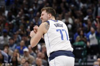 现出卓越的 现出卓越的