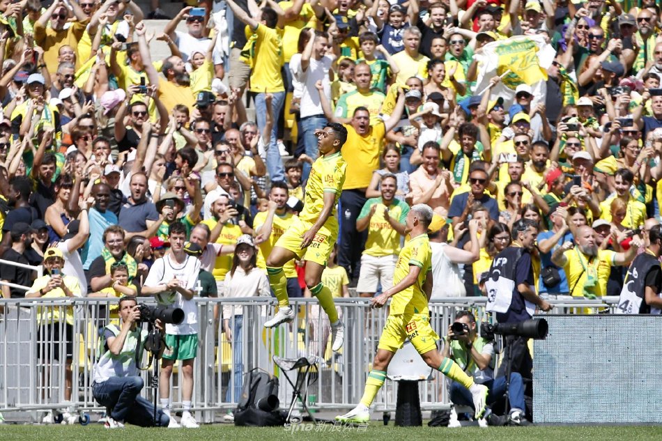 一位自小因 一位自小因